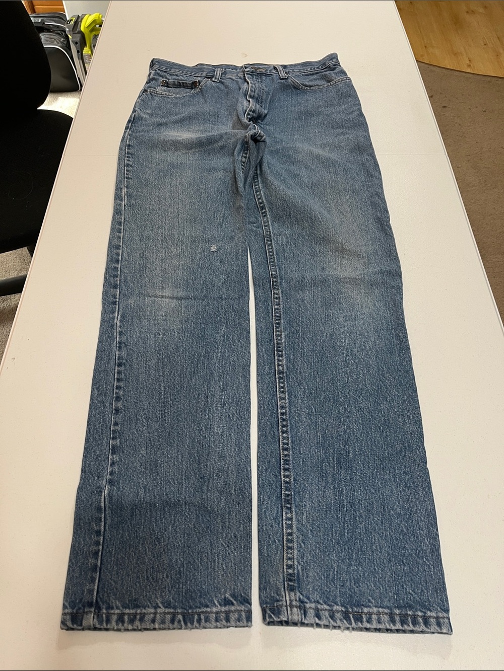 Wrangler Men's Bootcut Jeans in Faded Blue